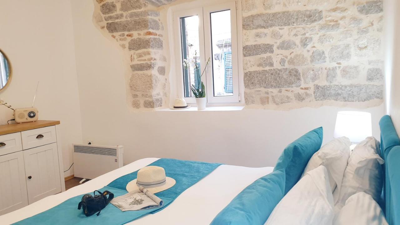 La Rocca Apartment Old Town Kotor Exteriör bild